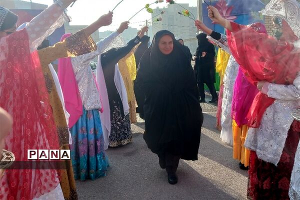 جشنواره غذای سنتی چهارمحال وبختیاری و شب یلدا در دبیرستان مرضیه