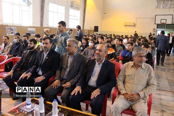 تشییع شهید گمنام در دبیرستان شریعتی بوشهر