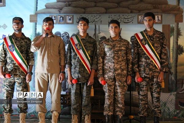 تشییع شهید گمنام در دبیرستان شریعتی بوشهر