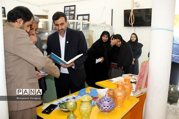 نمایشگاه هنرهای تجسمی در بوشهر