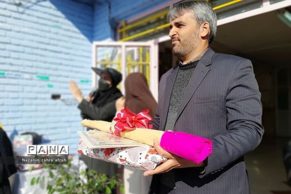 حضور صمیمی مدیرکل آموزش و پرورش شهرستان‌های استان تهران در مدرسه فرزانگان و  اندیشه رودهن