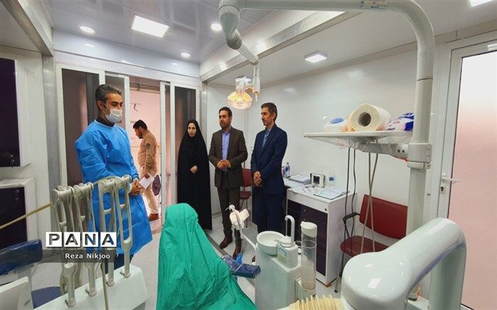پایان استقرار کاروان سلامت دهان و دندان در ناحیه یک بهارستان
