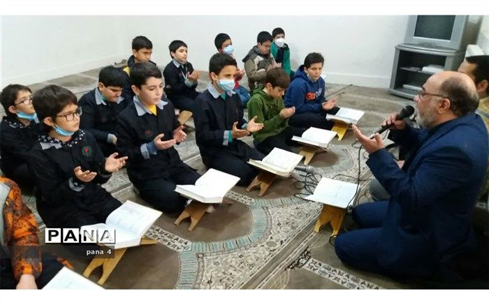تحقق تعلیم و تربیت تمام ساحتی از مسیر قرآن‌آموزی می گذرد