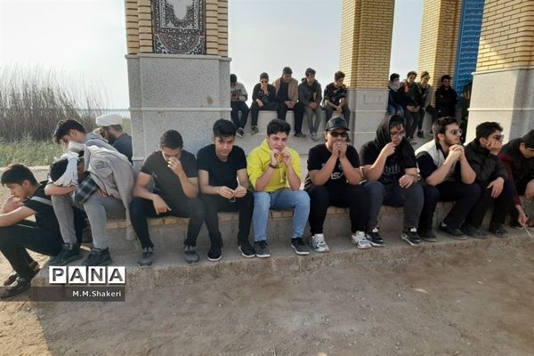 حضور دانش‌آموزان نواحی یک و چهار قم در اردوی راهیان نور