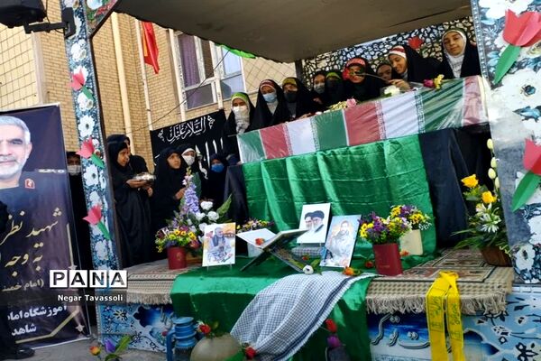 تشییع پیکر شهید گمنام در آموزشگاه شاهد 16 ناحیه 4 شیراز