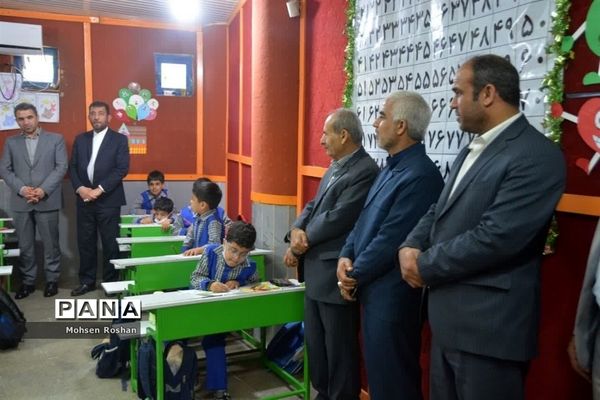 بازدید معاون وزیرآموزش و پرورش از دبستان غیردولتی ولایت بوشهر