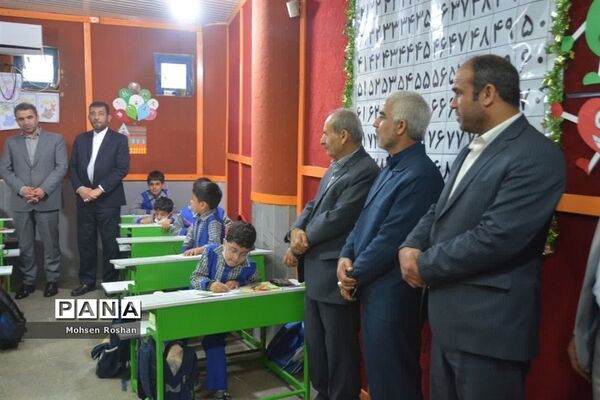 بازدید معاون وزیرآموزش و پرورش از دبستان غیردولتی ولایت بوشهر