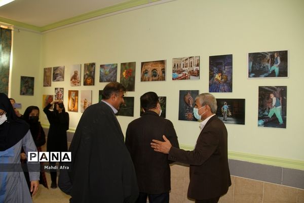 افتتاح نمایشگاه دست سازه های دانش‌آموزان هنرستان فرزانگان شهرستان بهبهان