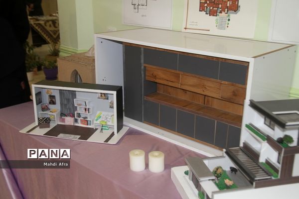 افتتاح نمایشگاه دست سازه های دانش‌آموزان هنرستان فرزانگان شهرستان بهبهان