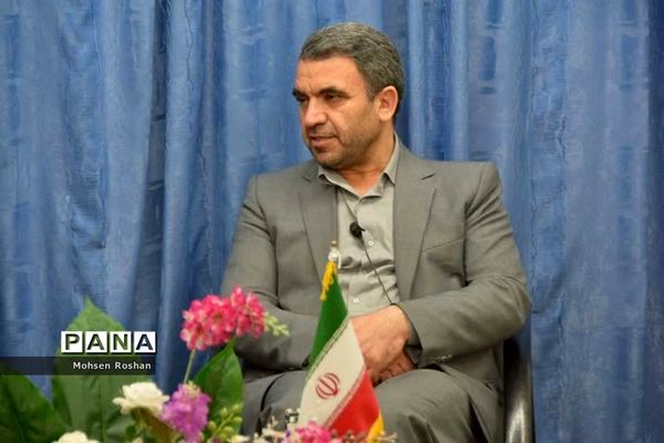 دیدار معاون وزیرآموزش و پرورش با نماینده ولی فقیه در استان  و امام جمعه بوشهر