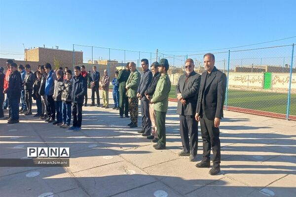 تشییع شهید گمنام در دبیرستان شهید رحمانی کندر