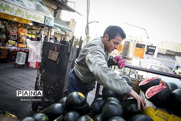 بازار خرید شب یلدا