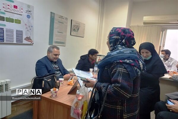 میز خدمت در محله هرندی منطقه12