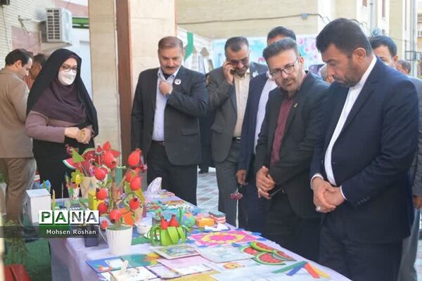 بازدید روسای ادارات مدارس غیر دولتی قطب 6 کشور از دبستان هیات امنایی باهنر بوشهر