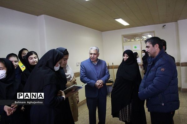 برگزاری مسابقه یلدا در دبیرستان مهدیه ولایت زنجان