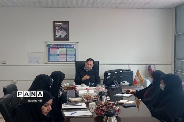 نشست تخصصی طرح شهید محمودوند (مبادی انسداد بی‌سوادی) آموزش و پرورش منطقه ۱۳