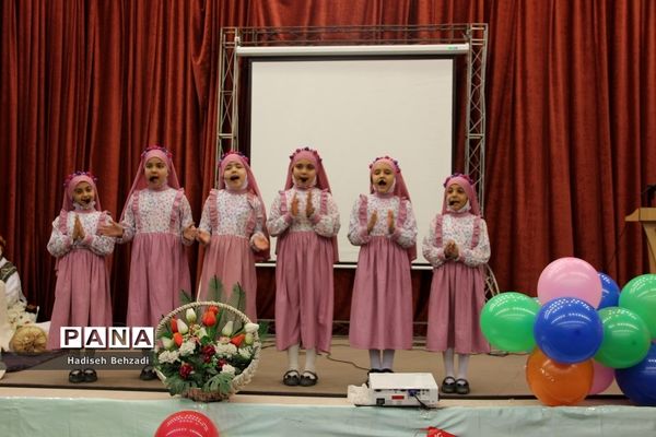 مراسم گرامیداشت یلدای فاطمی درشهرستان اسلامشهر