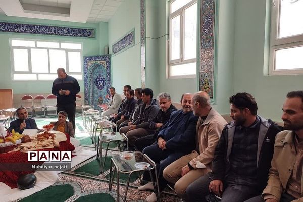 نشست هم‌دلی و همفکری همکاران فرهنگی  مقطع متوسطه دوم  آموزش و پرورش منطقه رودهن