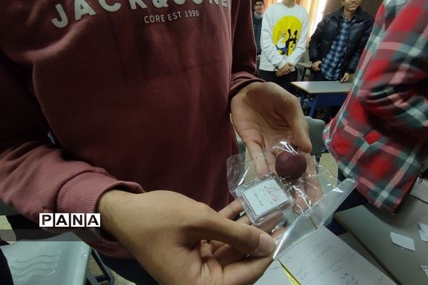 جشن آیینی  یلدا در مدارس رودهن