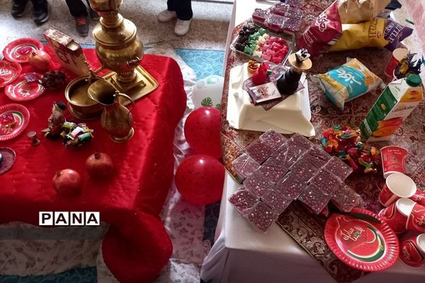 جشن آیینی  یلدا در مدارس رودهن