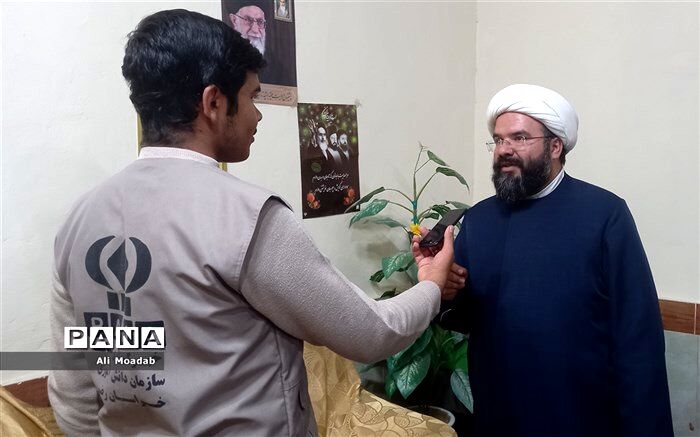 شهدا از کشور دفاع کردند تا امروز ما در برابر دشمن سر خم نکنیم