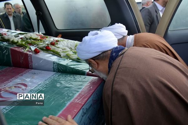 برگشته به آغوش دوست