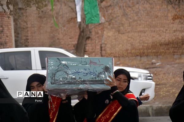 برگشته به آغوش دوست