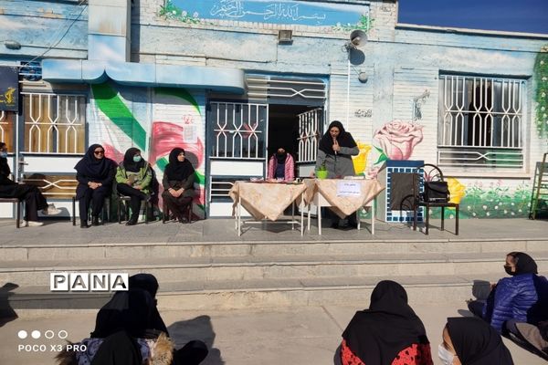 برگزاری آیین سنتی جشن شب یلدا در مدارس دخترانه شهرستان کاشمر