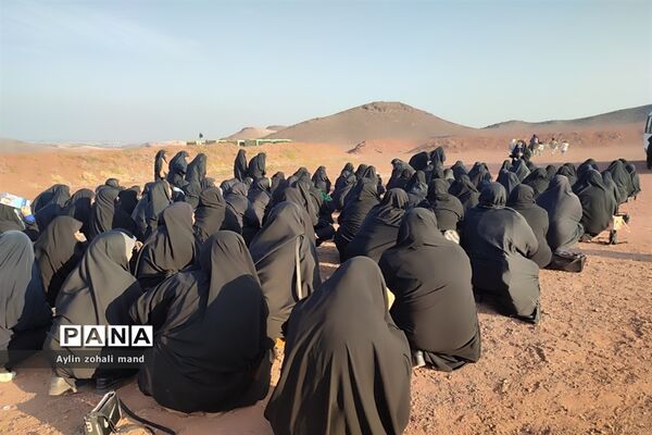 اجرای آموزش کار با اسلحه در میدان تیر شهرستان رباط‌کریم