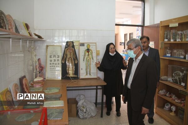 بازدید از نمایشگاه دانش‌آموزی پژوهشسرای خوارزمی شهرستان بهبهان