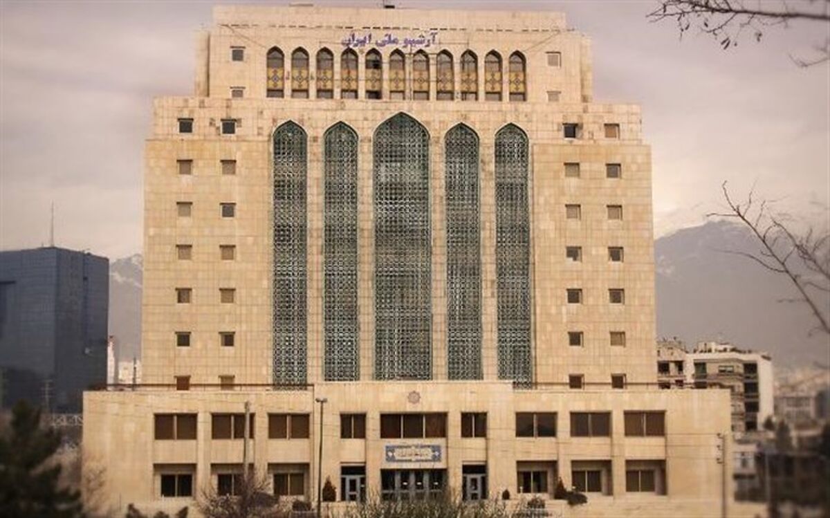 بررسی پایان نامه‌ها و رساله‌های ارسالی به دبیرخانه سیزدهمین جشنواره پژوهش و فناوری
