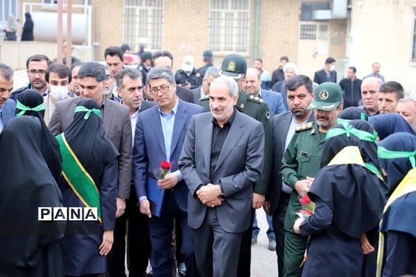سفر وزیرآموزش و پرورش به شهرستان های شرقی کرمانشاه