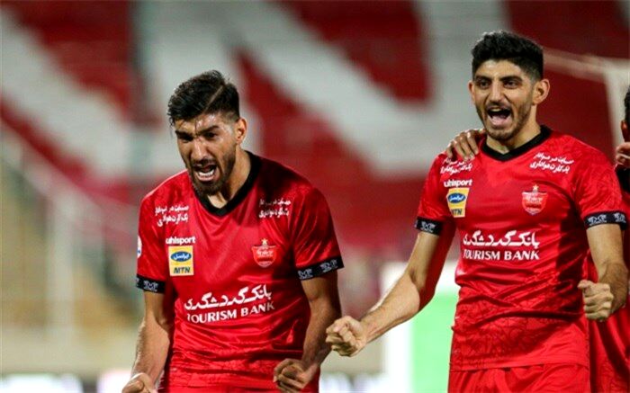 شهریار مغانلو  و شهاب زاهدی کاندیدای حضور در پرسپولیس شدند