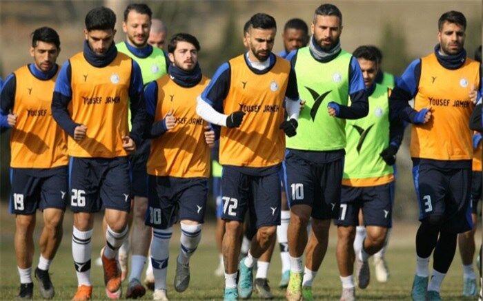 آخرین تمرین استقلال پیش از دیدار با صنعت نفت در کمپ حجازی برگزار شد