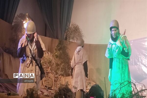 تئاتر «دعوتنامه» در کانون فاطمیه (س) منطقه کهریزک به روی صحنه رفت