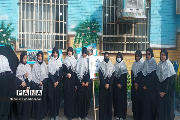 تشییع شهید گمنام در دبیرستان ام‌سلمه در ناحیه چهار مشهد مقدس
