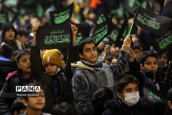 اجتماع دانش‌آموزی «نوگلان فاطمی» در حرم حضرت معصومه(س)