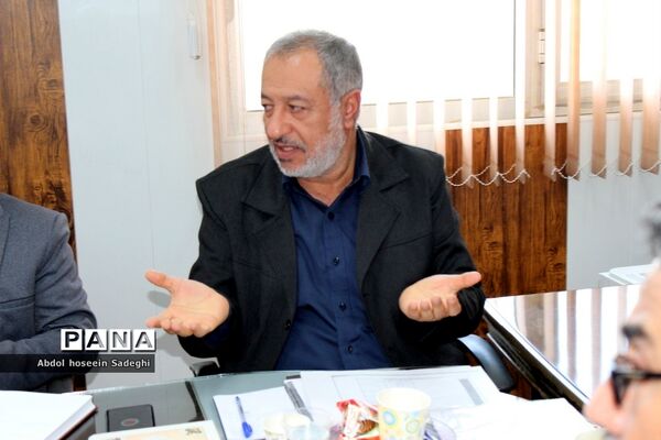 نشست مشترک معاونت آموزش ابتدایی با مسئولان مدارس راهیان کوثر استان بوشهر