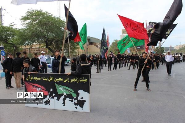 تشییع پیکر 3 شهید گمنام دفاع مقدس در بوشهر