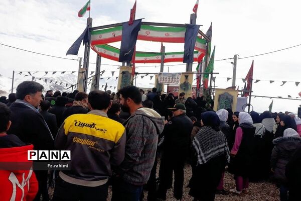 خاکسپاری پیکر شهید گمنام در پردنجان