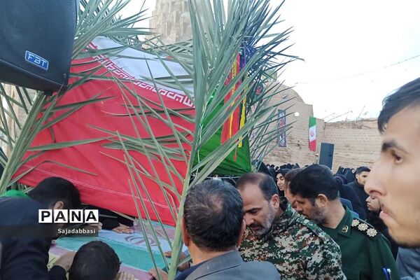 تشییع پیکر شهید گمنام در شوشتر
