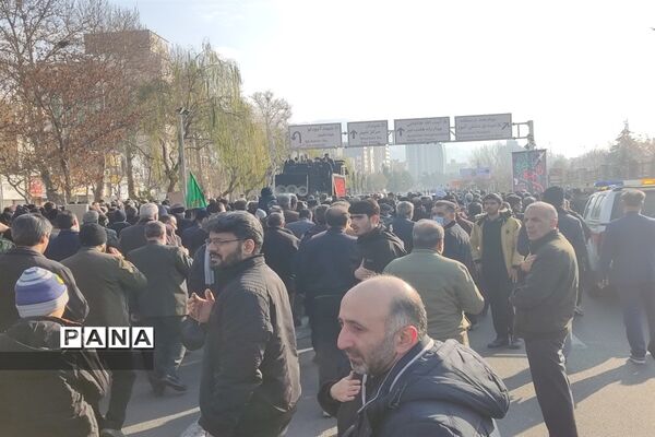 تشییع و وداع با پیکر مطهر شهدای گمنام در کرج