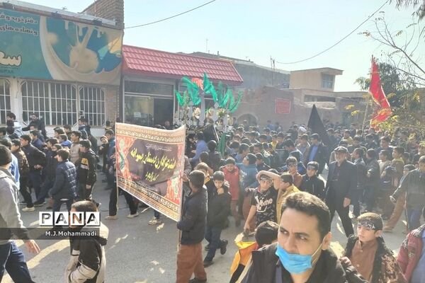 دسته عزاداری نوجوانان فاطمی در شهر قنوات قم