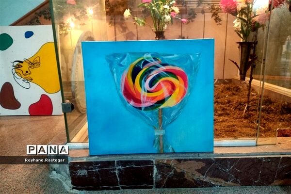 افتتاحیه نمایشگاه نقاشی در نگارخانه کانون فرهنگی و تربیتی شهدای پاکدشت