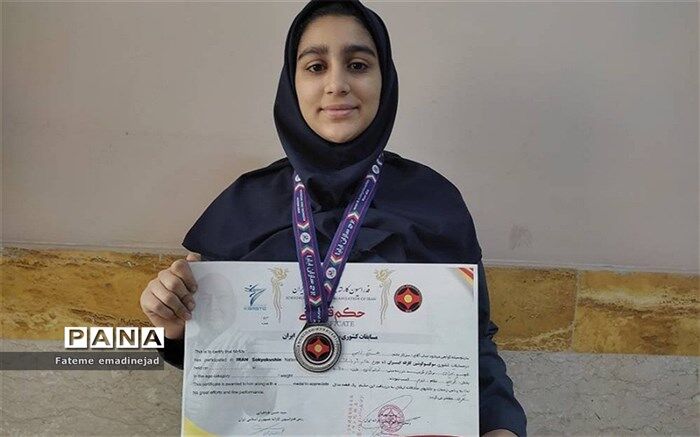 کسب مقام‌نائب قهرمانی کاراته کشوری توسط دانش‌آموز دبیرستان تربیت رودهن