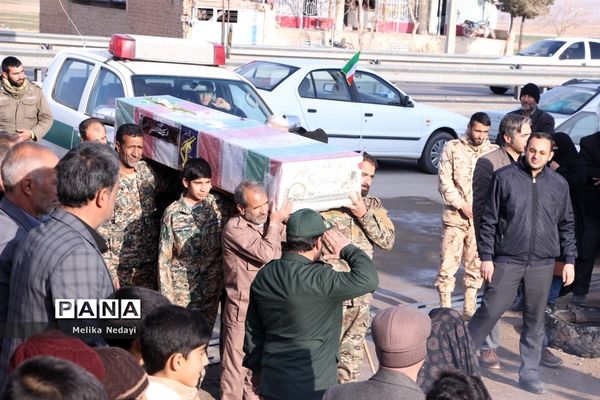 مراسم‌ استقبال و تشییع پیکر شهید گمنام دفاع مقدس در روستای مومن‌آباد تربت‌جام