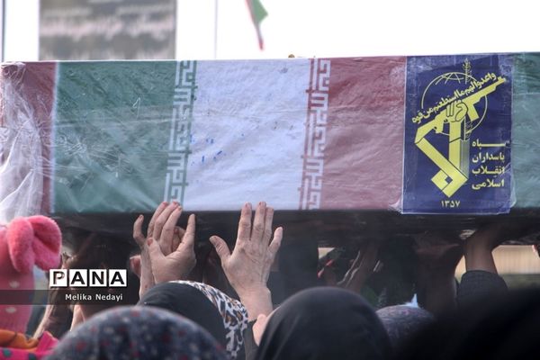 مراسم‌ استقبال و تشییع پیکر شهید گمنام دفاع مقدس در روستای مومن‌آباد تربت‌جام