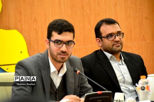 نشست شورای پشتیبانی سواد‌آموزی استان بوشهر