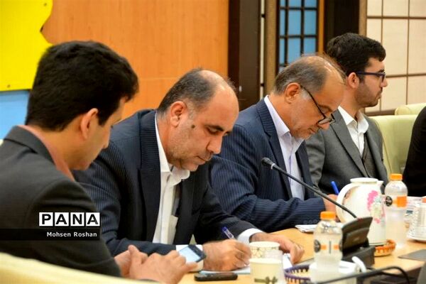 نشست شورای پشتیبانی سواد‌آموزی استان بوشهر