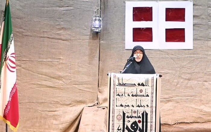 حضرت فاطمه زهرا(س) در عین محبت و مهربانی مملو از آگاهی و دانشی عمیق بودند